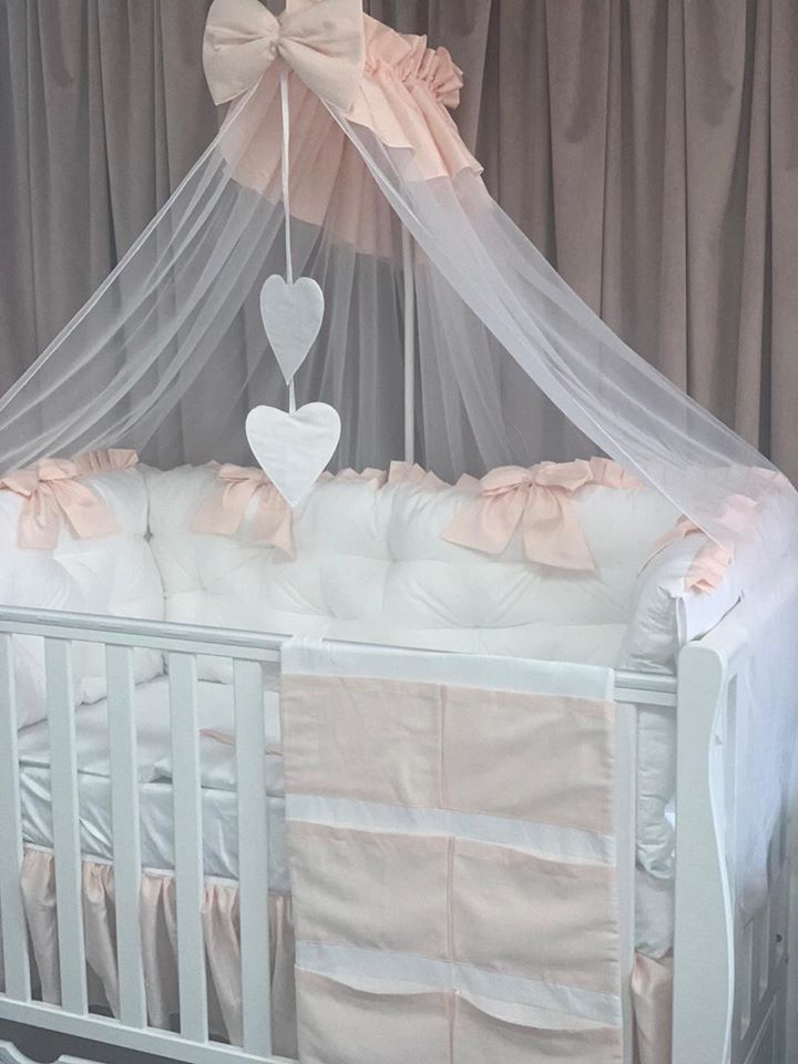 PEPPIbambini ROYAL White Somon Baby-Bettwaren, 11-teilig, Bettwäsche, 100% Baumwolle mit Stickerei + Moskitonetz – Image 5