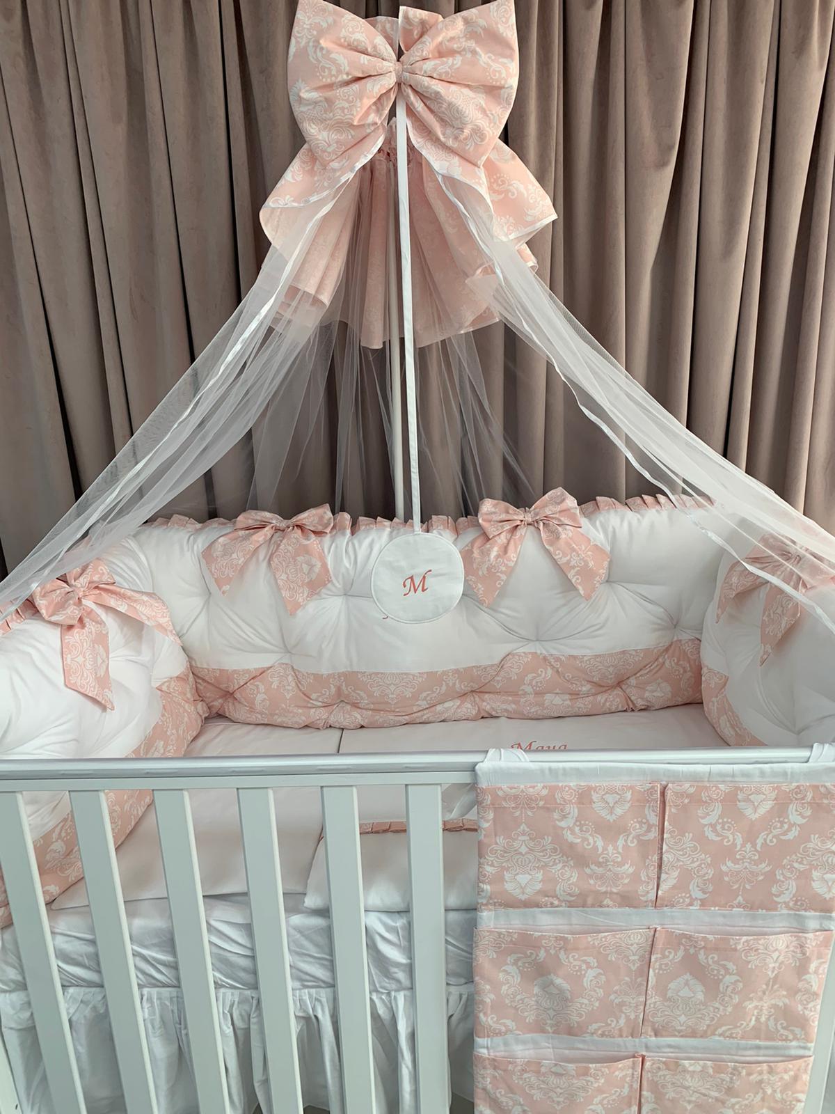 PEPPIbambini ROYAL White Somon Maya Baby-Bettwaren, 11-teilig, Bettwäsche, 100% Baumwolle mit Stickerei + Moskitonetz – Image 7