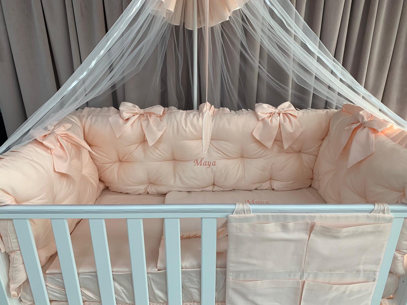 PEPPIbambini ROYAL Somon Maya Baby-Bettwaren, 11-teilig, Bettwäsche, 100% Baumwolle mit Stickerei + Moskitonetz – Image 6