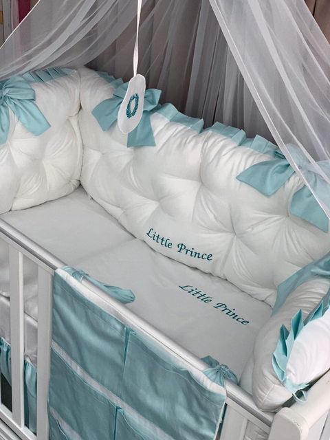 PEPPIbambini ROYAL White Mint Baby-Bettwaren, 11-teilig, Bettwäsche, 100% Baumwolle mit Stickerei + Moskitonetz – Image 3